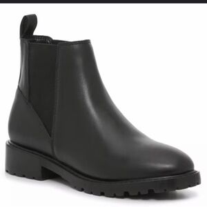 Steve Madden Thyra Chelsea Bootie